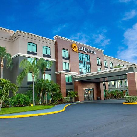 Hotel La Quinta By Wyndham Clearwater South Exterior foto